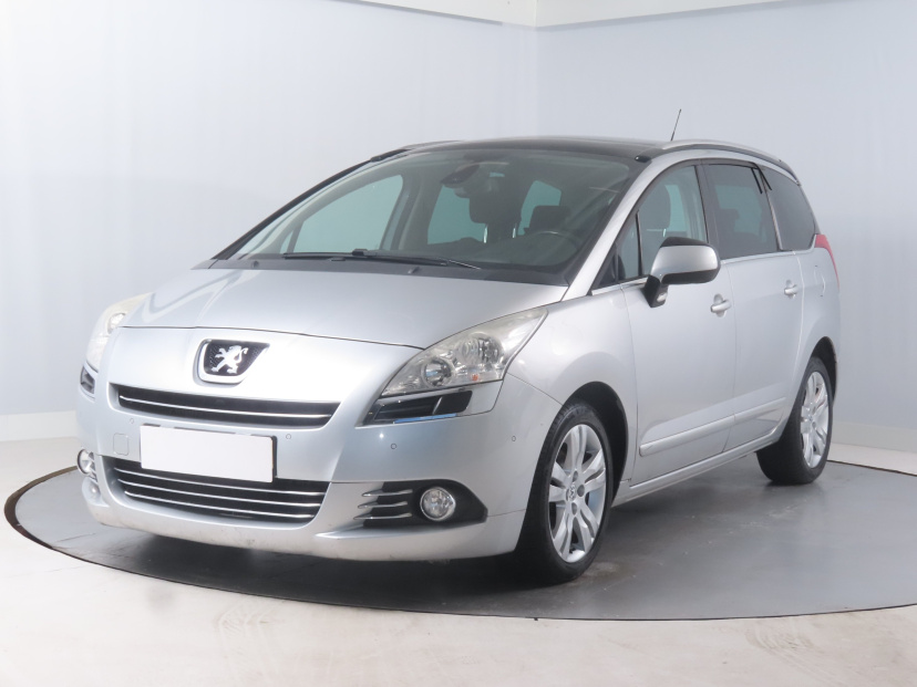 Peugeot 5008, 2011