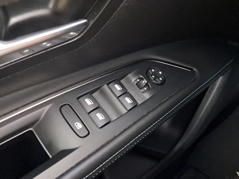 Peugeot 5008, 2021