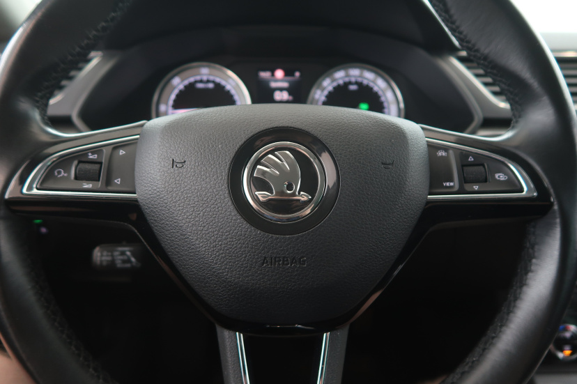 Škoda Superb, 2020