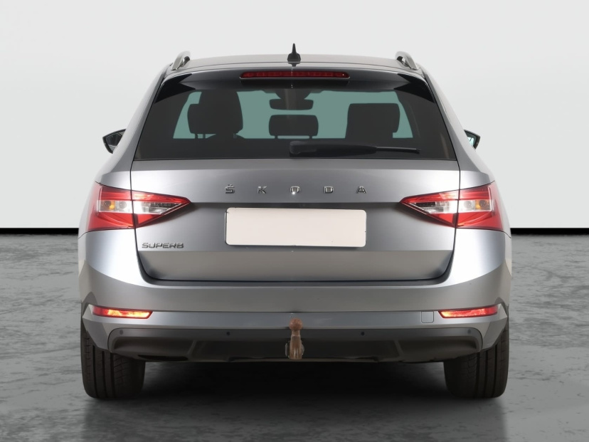 Škoda Superb, 2020