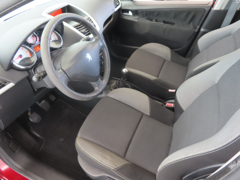 Peugeot 207, 2011