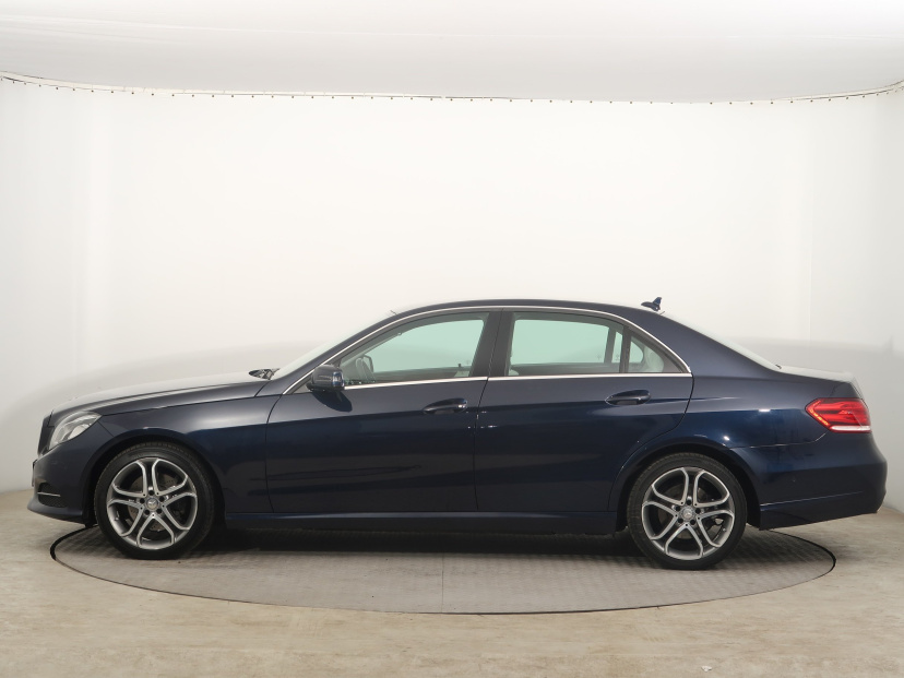Mercedes-Benz E, 2015