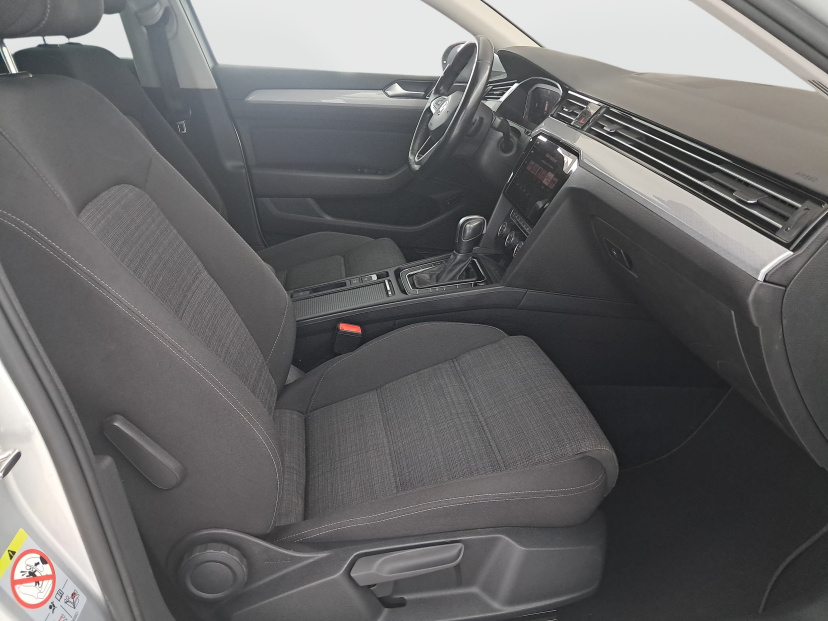 Volkswagen Passat, 2020