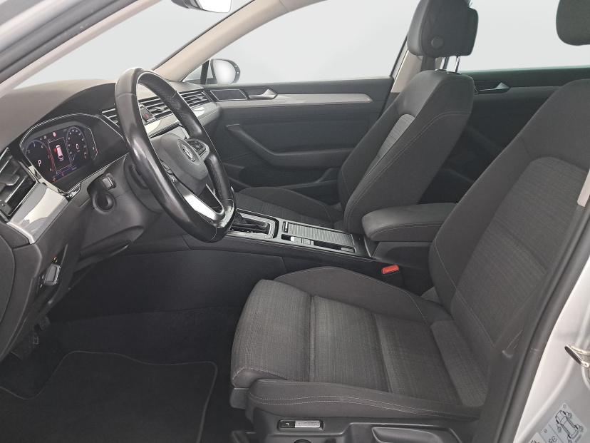 Volkswagen Passat, 2020