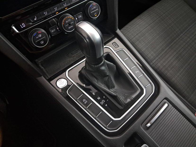Volkswagen Passat, 2020