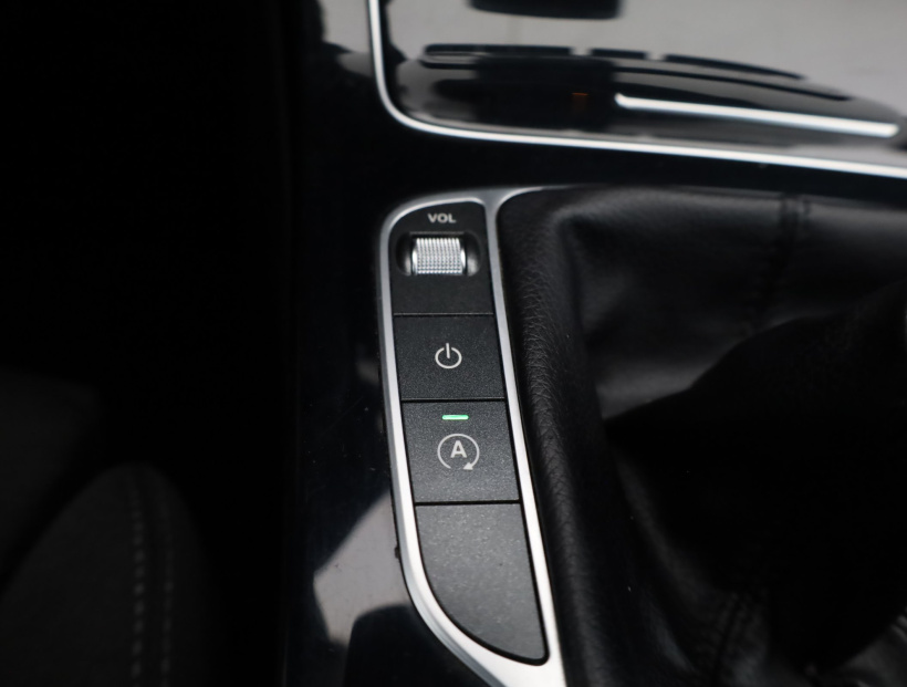 Mercedes-Benz C, 2016