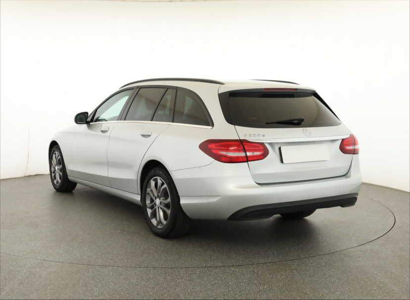 Mercedes-Benz C, 2016