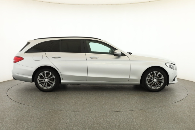 Mercedes-Benz C, 2016