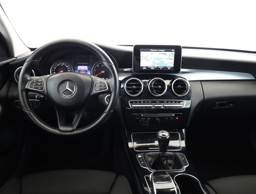 Mercedes-Benz C, 2016