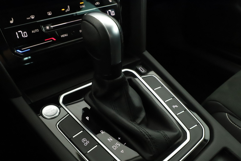 Volkswagen Passat, 2021