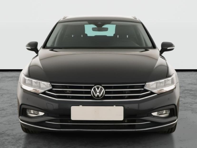 Volkswagen Passat, 2021