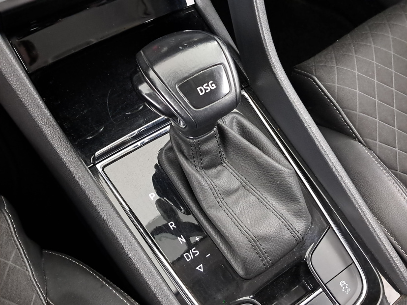 Škoda Karoq, 2021