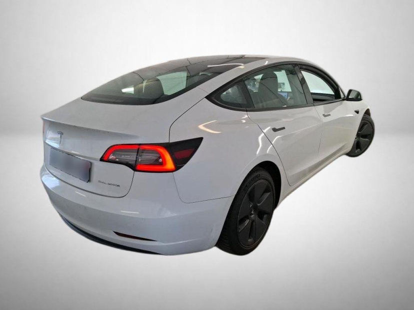 Tesla Model 3, 2021