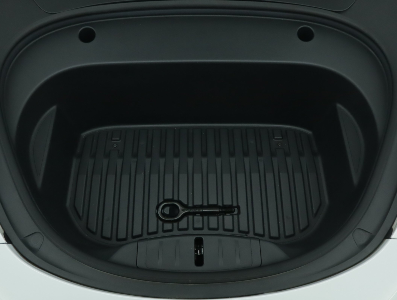 Tesla Model 3 Long Range AWD – fotografie 24