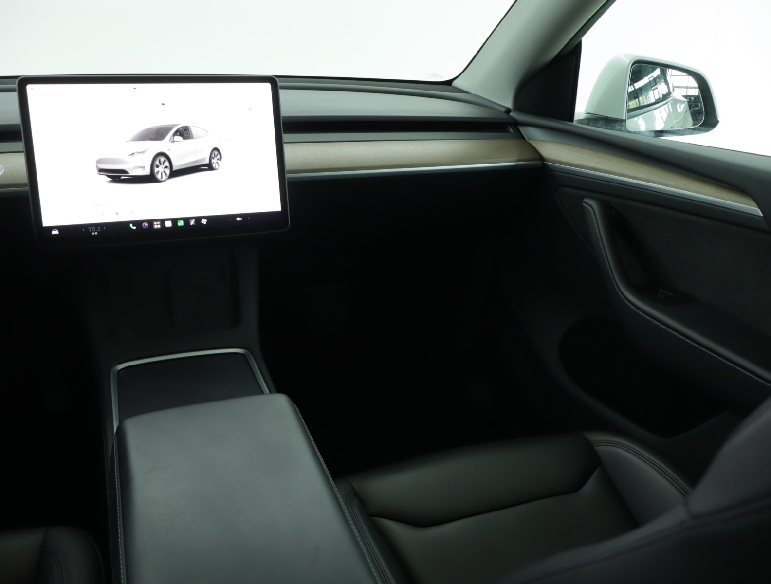 Tesla Model Y Long Range AWD – fotografie 11