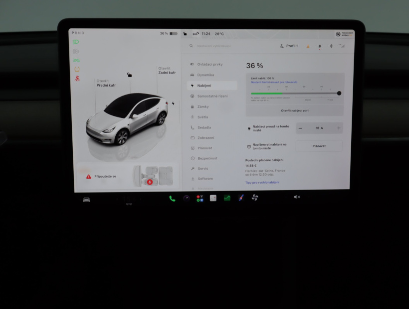 Tesla Model Y, 2023