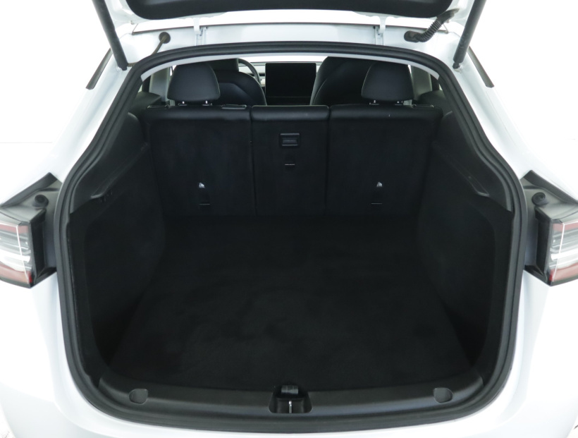 Tesla Model Y, 2023