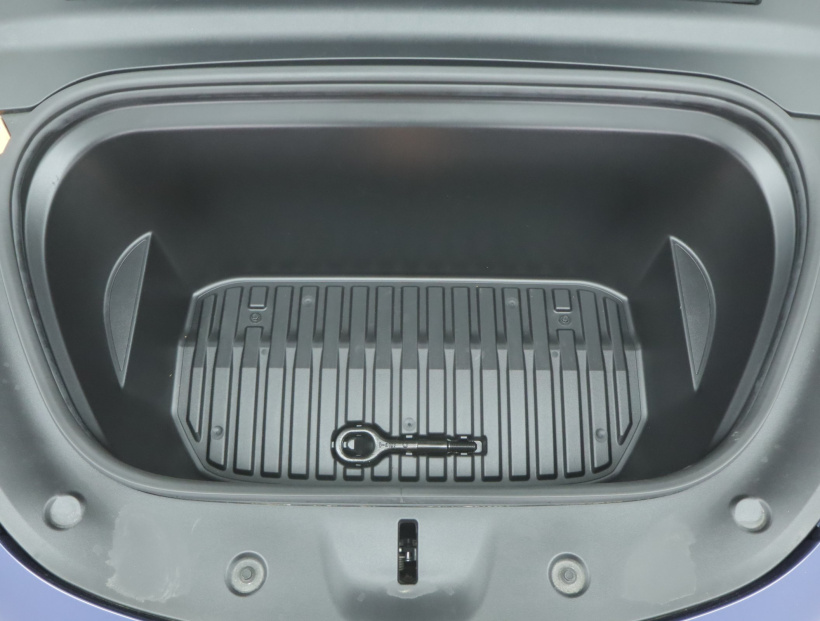 Tesla Model Y, 2021