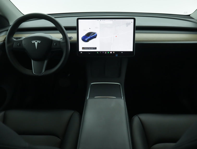 Tesla Model Y, 2021