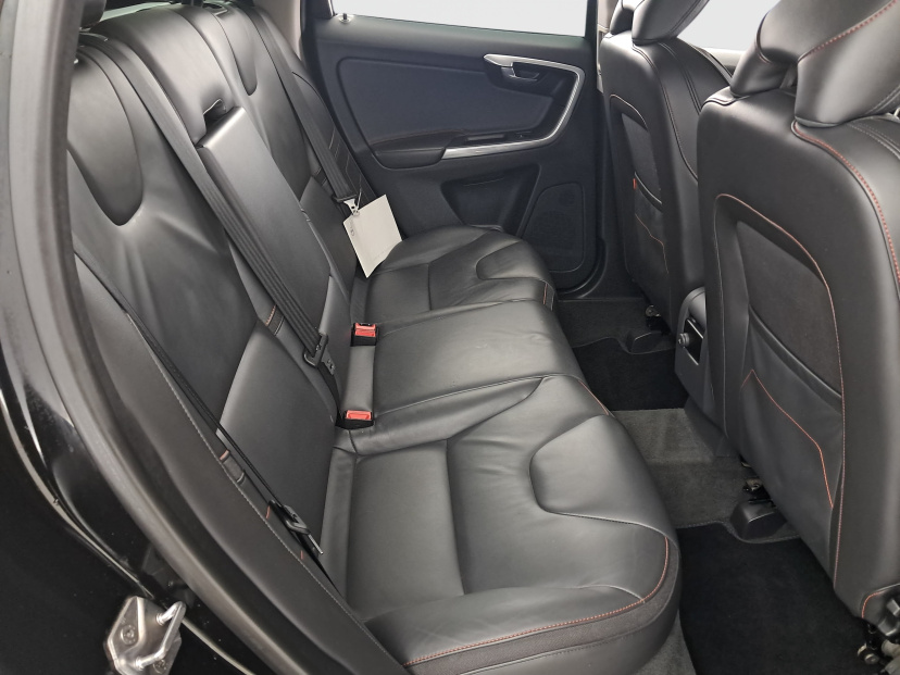Volvo XC60, 2015