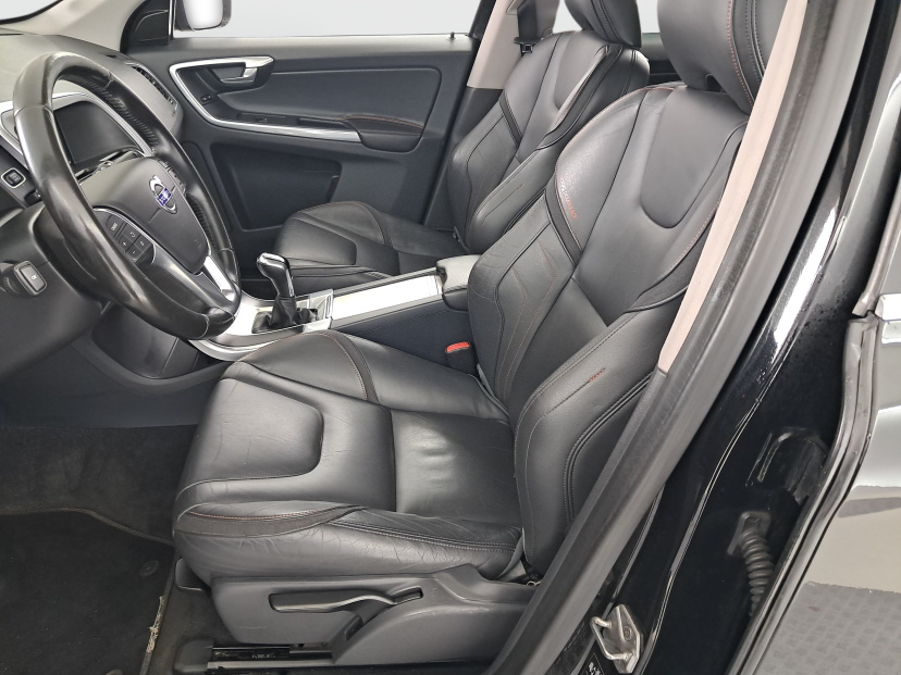 Volvo XC60, 2015