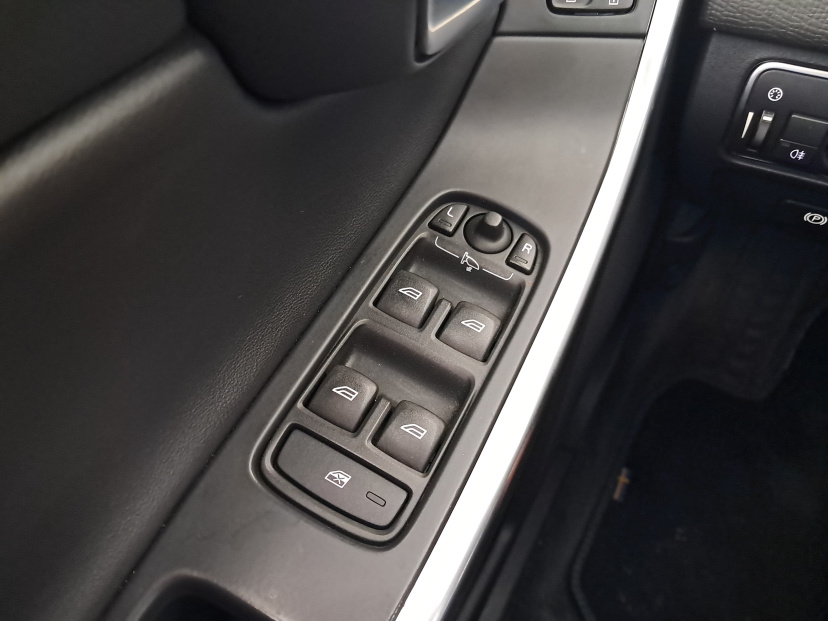 Volvo XC60, 2015