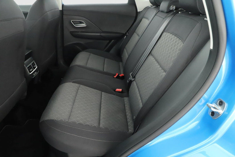 MG ZS SUV, 2025