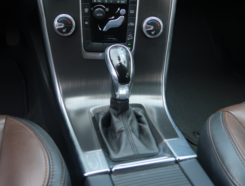 Volvo XC60, 2014