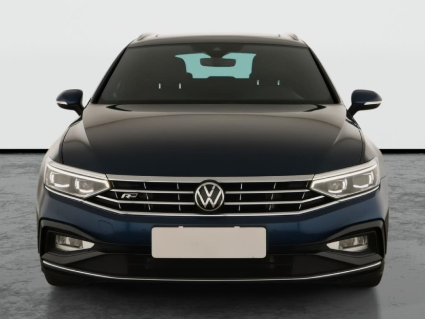 Volkswagen Passat, 2021