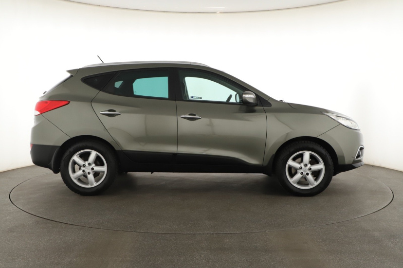 Hyundai ix35, 2011