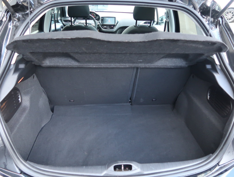 Peugeot 208, 2016