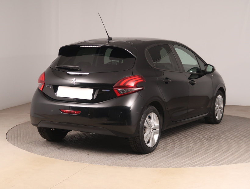 Peugeot 208, 2016
