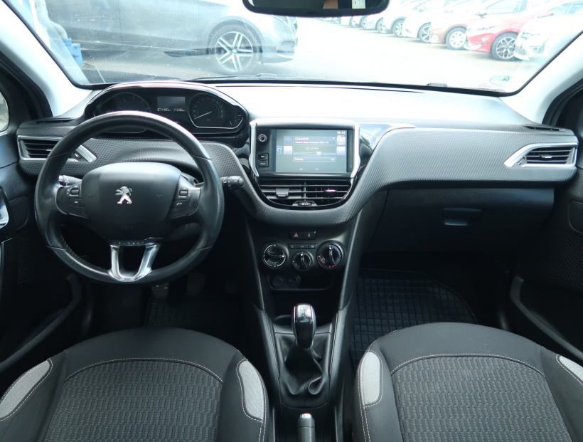 Peugeot 208, 2016