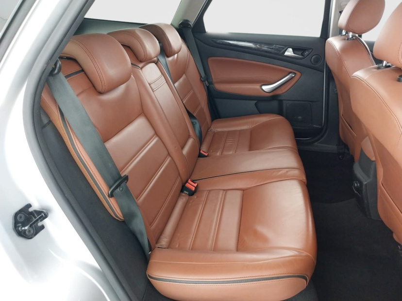 Ford Mondeo, 2011