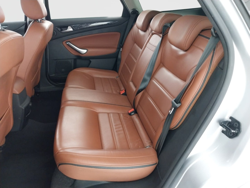 Ford Mondeo, 2011
