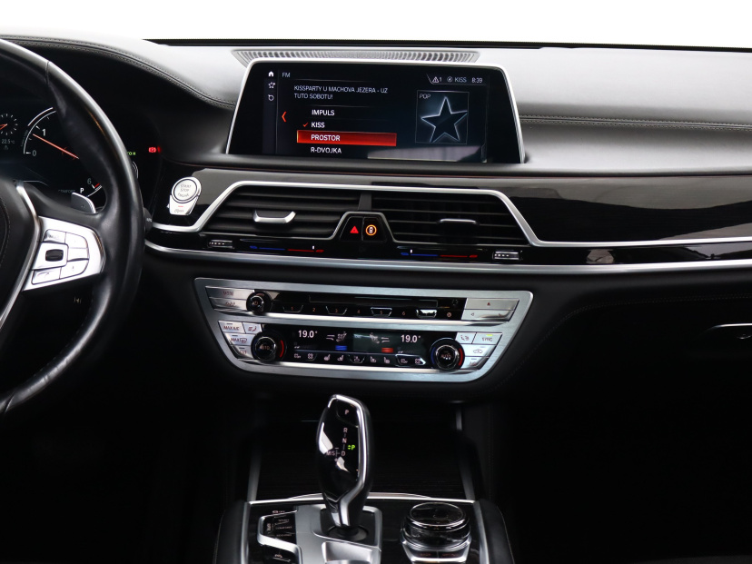BMW 7, 2017