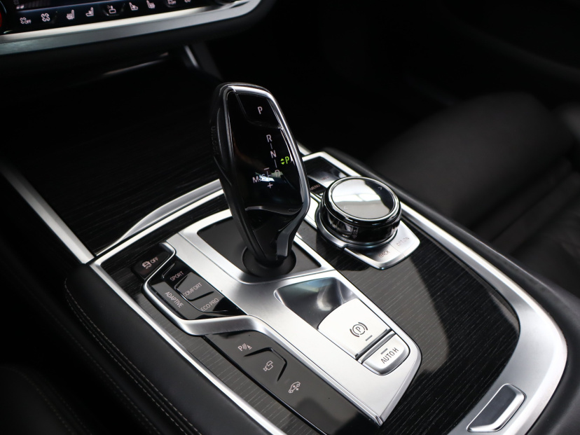 BMW 7, 2017