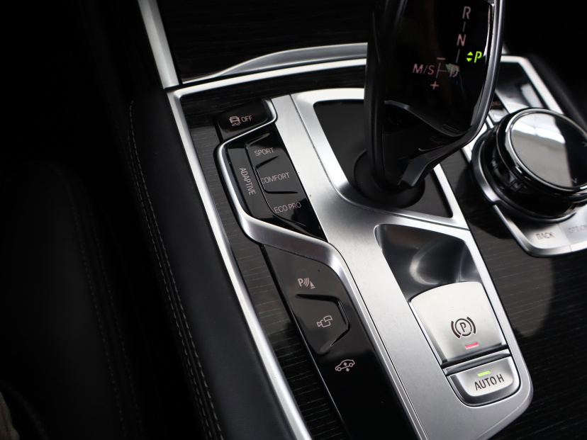 BMW 7, 2017