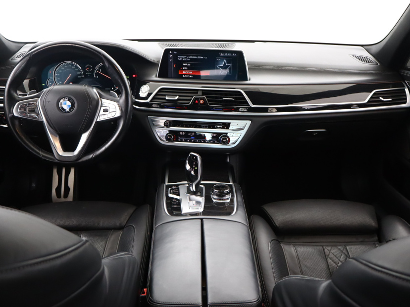 BMW 7, 2017