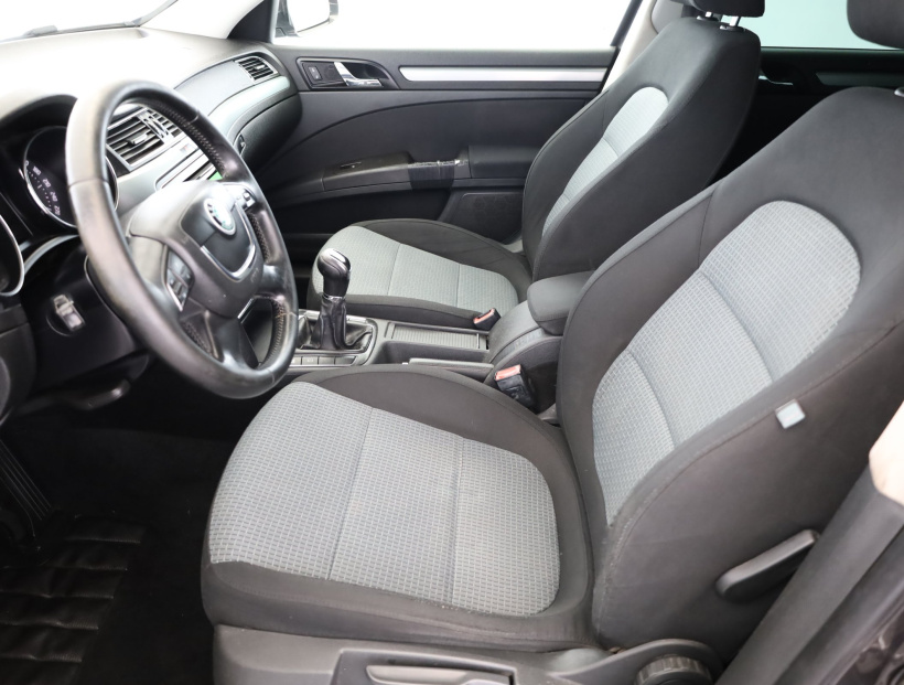 Škoda Superb, 2008