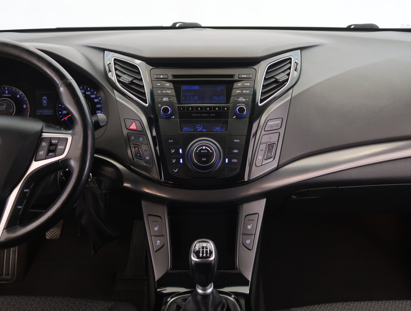Hyundai i40, 2014