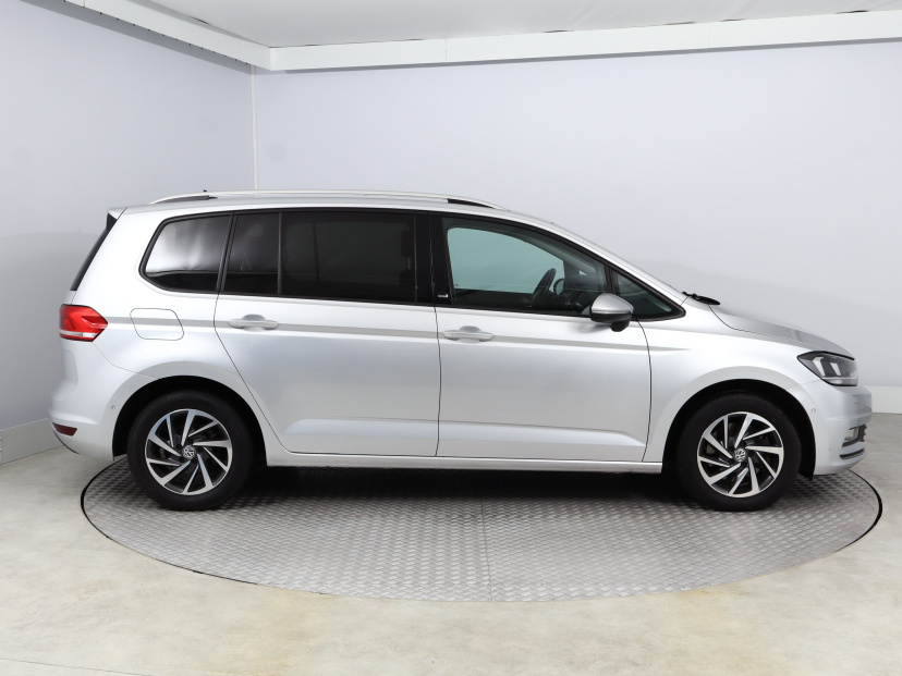 Volkswagen Touran, 2017