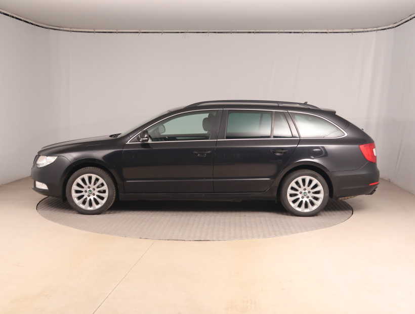 Škoda Superb, 2013