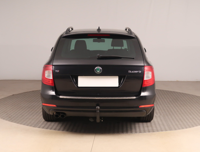 Škoda Superb, 2013