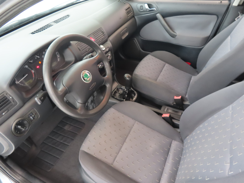 Škoda Octavia, 2003