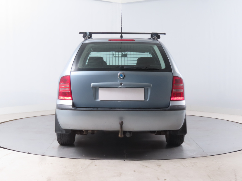 Škoda Octavia, 2003