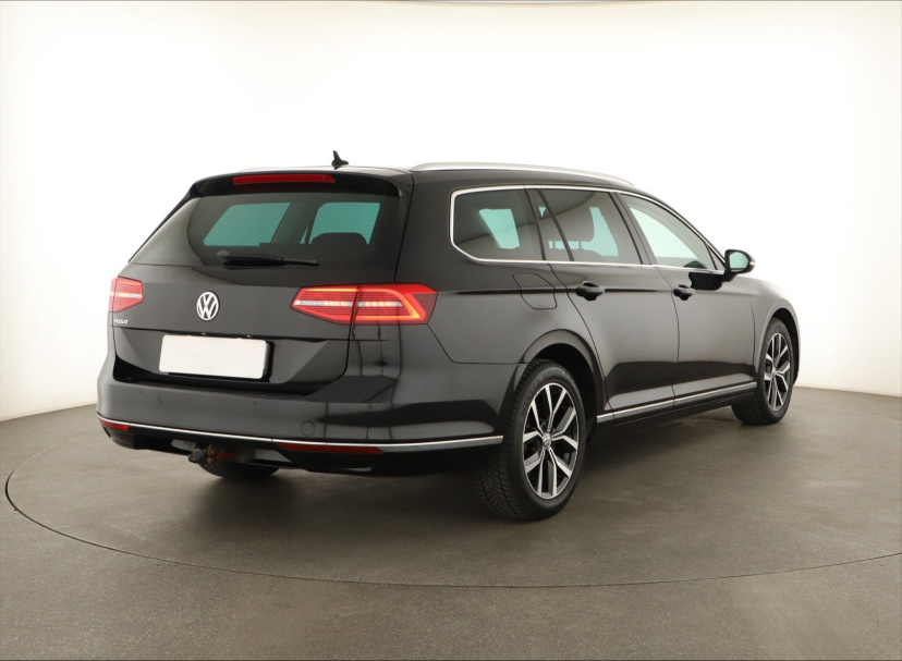 Volkswagen Passat, 2018