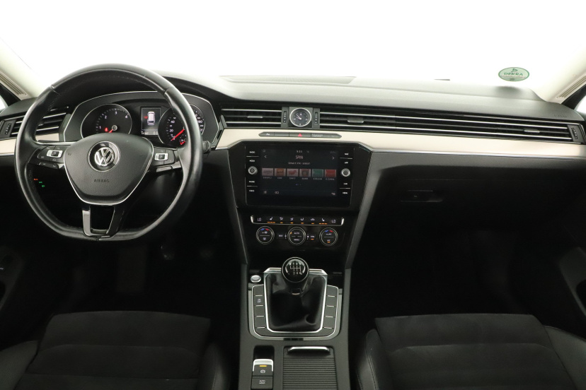 Volkswagen Passat, 2018