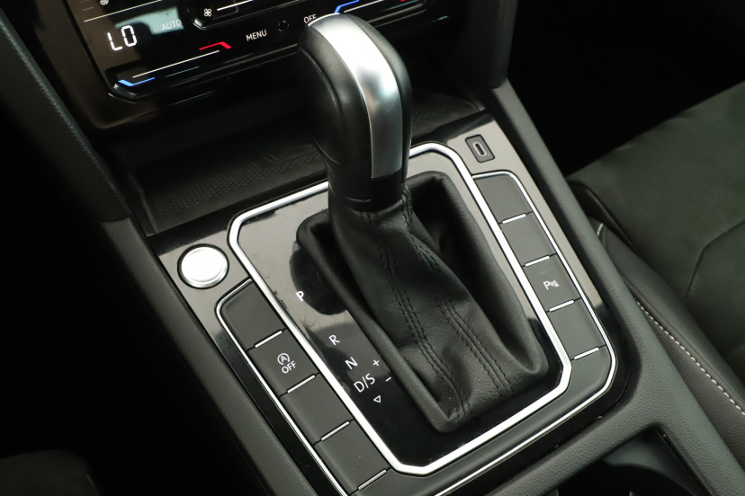 Volkswagen Passat, 2021