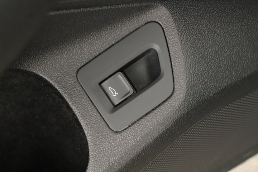 Volkswagen Passat, 2021